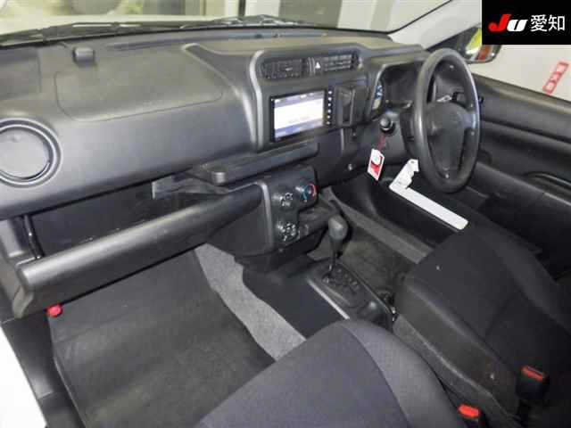 TOYOTA PROBOX 2019