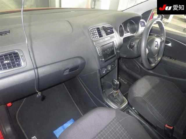 VOLKSWAGEN POLO 2017