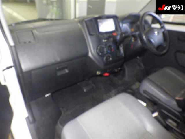 TOYOTA TOWN ACE VAN 2010