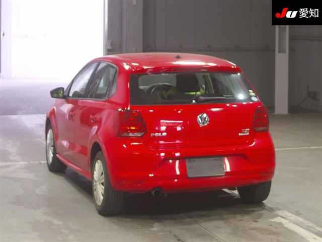 VOLKSWAGEN POLO 2017