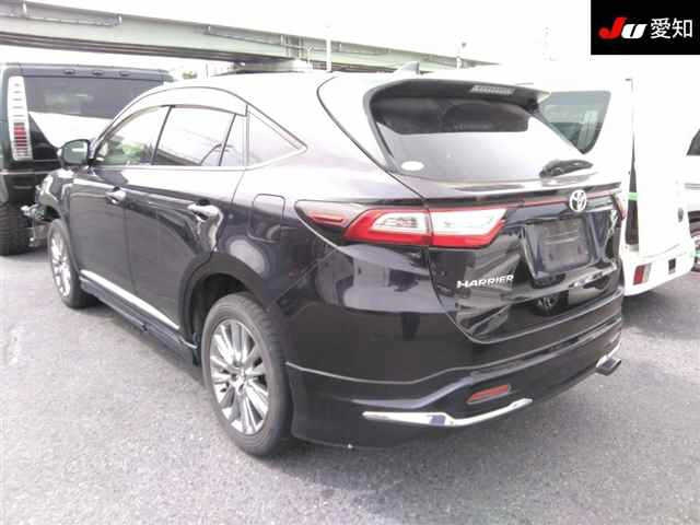 TOYOTA HARRIER 2017