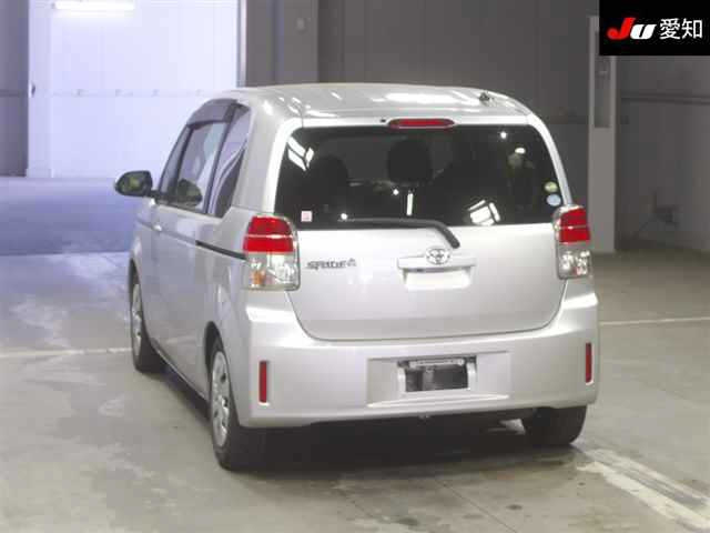 TOYOTA SPADE 2016