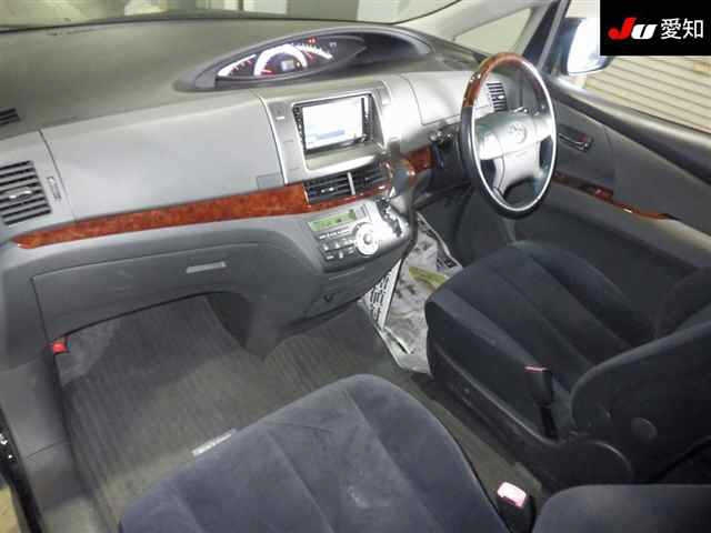 TOYOTA ESTIMA 2009