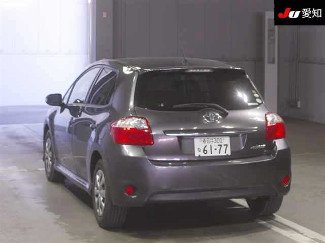 TOYOTA AURIS 2010