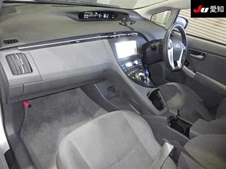 TOYOTA PRIUS 2010
