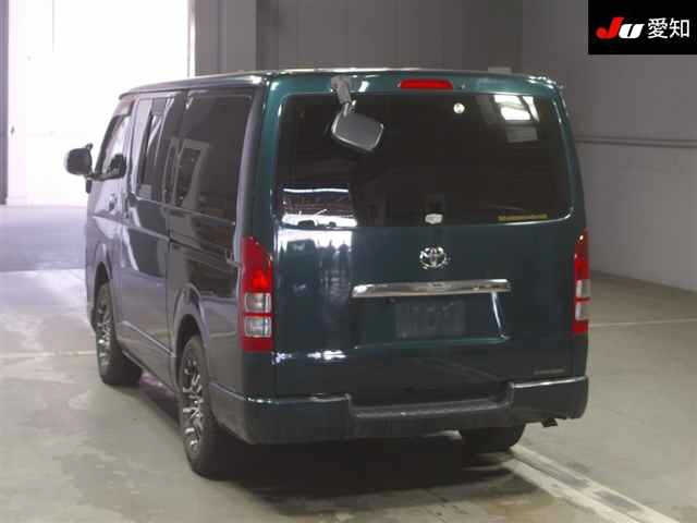 TOYOTA HIACE VAN 2008