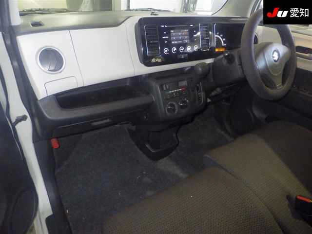 SUZUKI MRWAGON 2011