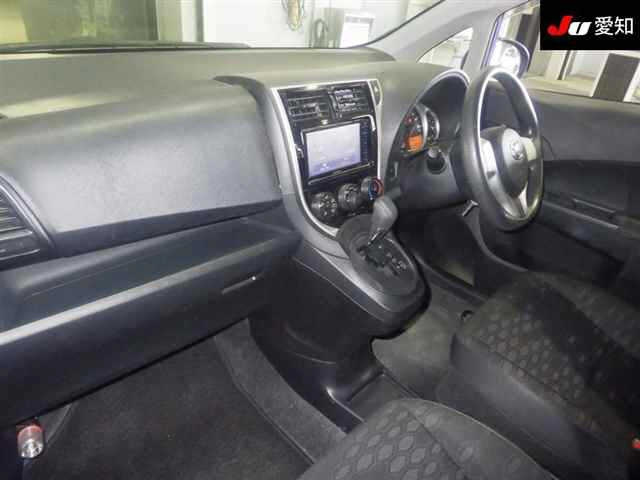 TOYOTA RACTIS 2014