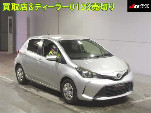 TOYOTA VITZ 2014