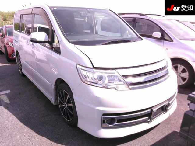 NISSAN SERENA 2010
