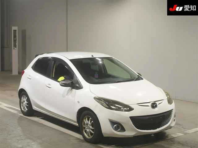 MAZDA DEMIO 2013