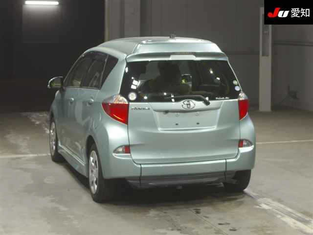 TOYOTA RACTIS 2013