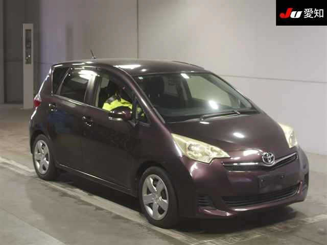 TOYOTA RACTIS 2012