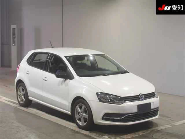 VOLKSWAGEN POLO 2015