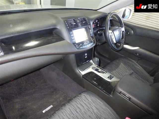 TOYOTA CROWN 2010