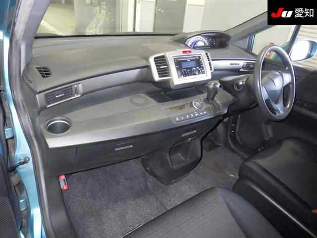 HONDA FREED 2010