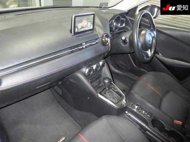 MAZDA DEMIO 2016