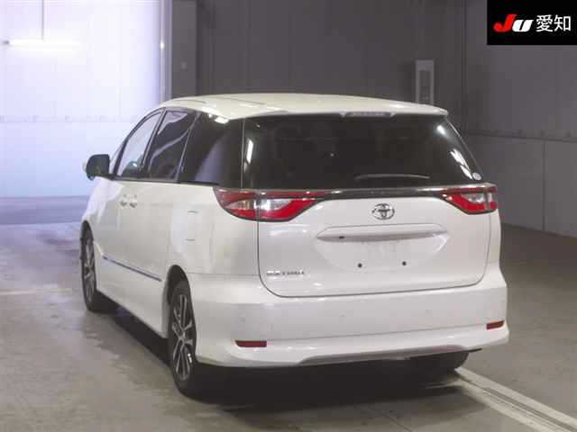 TOYOTA ESTIMA 2018