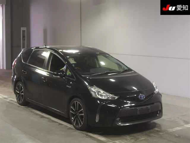TOYOTA PRIUS ALPHA 2015