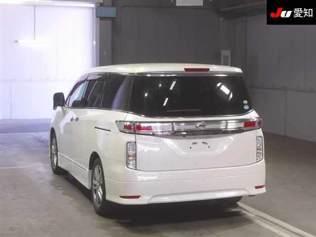 NISSAN ELGRAND 2011