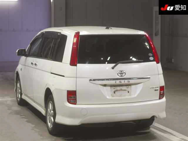 TOYOTA ISIS 2010