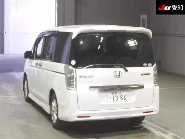 HONDA STEP WAGON 2013