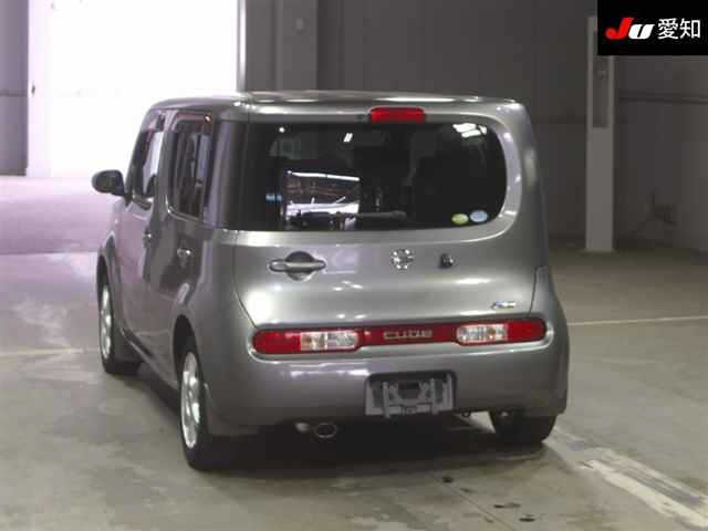 NISSAN CUBE 2010