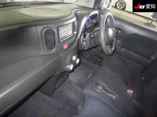 NISSAN CUBE 2010