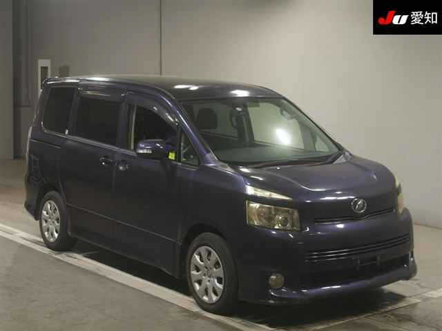TOYOTA VOXY 2008