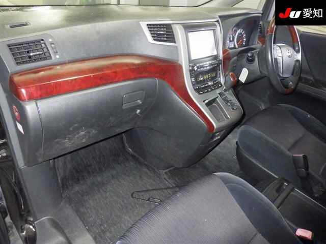 TOYOTA VELLFIRE 2008