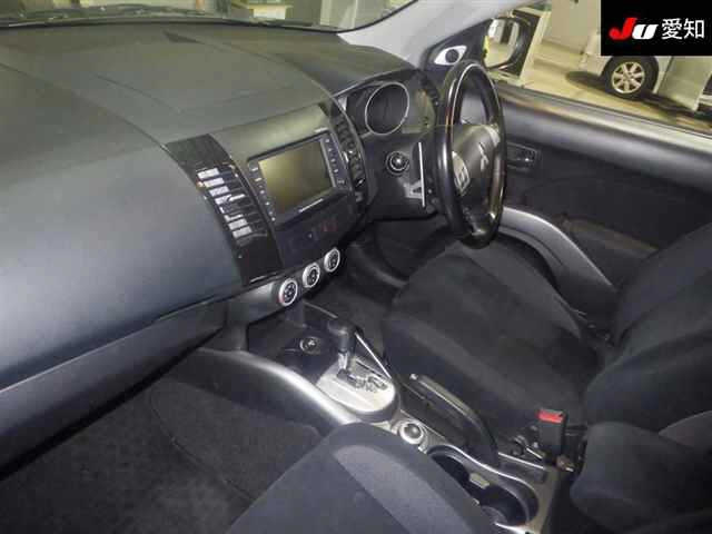 MITSUBISHI OUTLANDER 2009