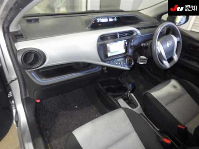 TOYOTA AQUA 2014