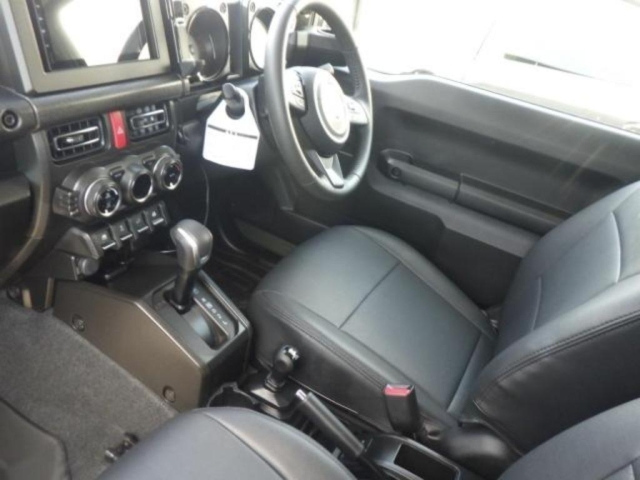 SUZUKI JIMNY SIERRA 2023