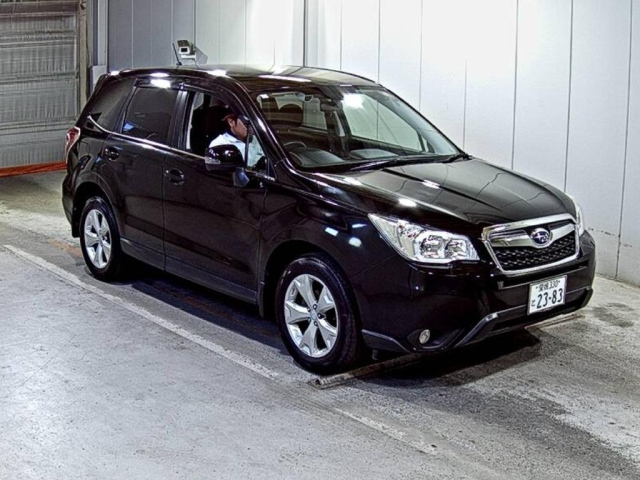 SUBARU FORESTER 2013