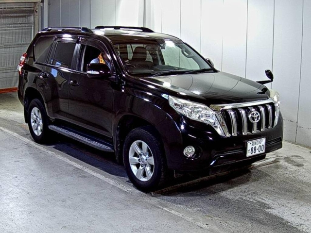 TOYOTA LAND CRUISER PRADO 2013