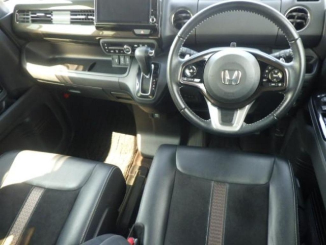 HONDA N BOX 2018