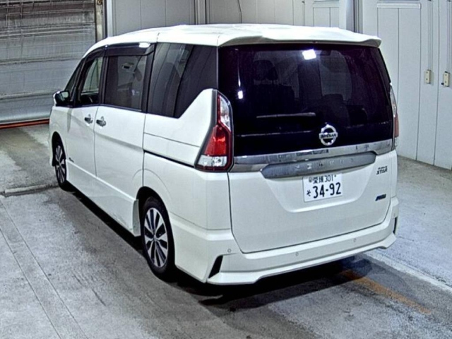NISSAN SERENA 2017