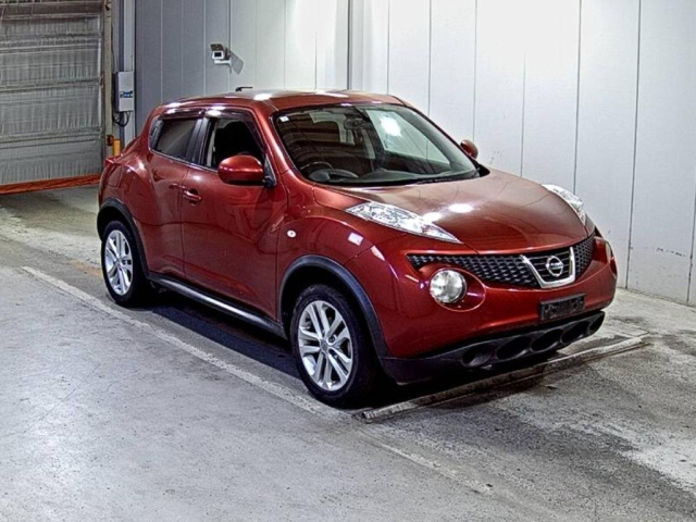 NISSAN JUKE 2011