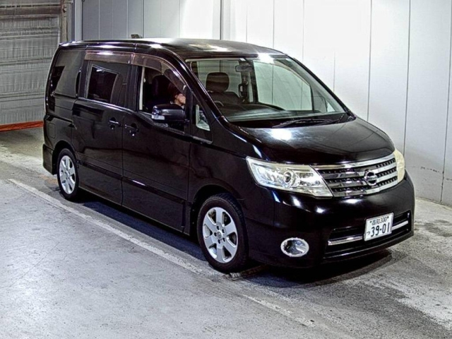 NISSAN SERENA 2009