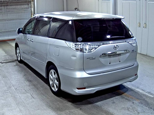 TOYOTA ESTIMA HYBRID 2010