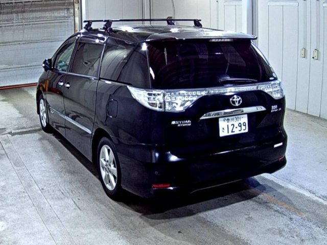 TOYOTA ESTIMA HYBRID 2010