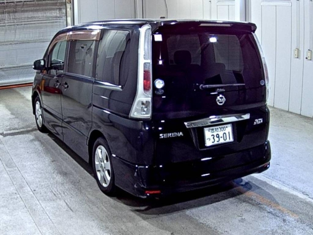 NISSAN SERENA 2009