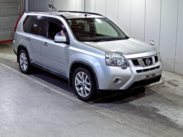 NISSAN X-TRAIL 2012