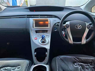 TOYOTA PRIUS 2015