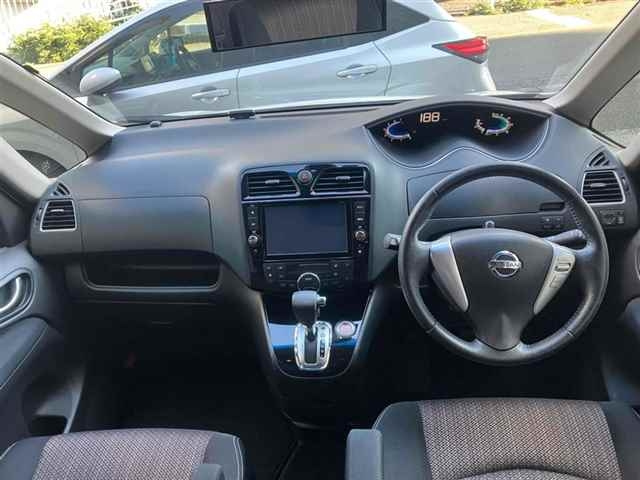 NISSAN SERENA 2014