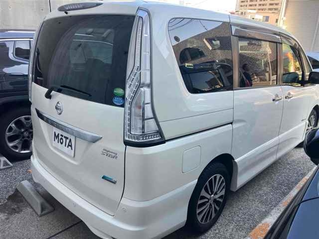 NISSAN SERENA 2014