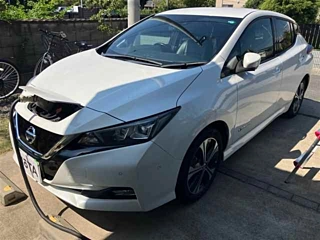 NISSAN LEAF 2017