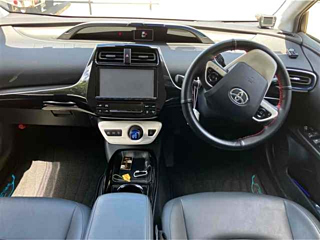 TOYOTA PRIUS 2016