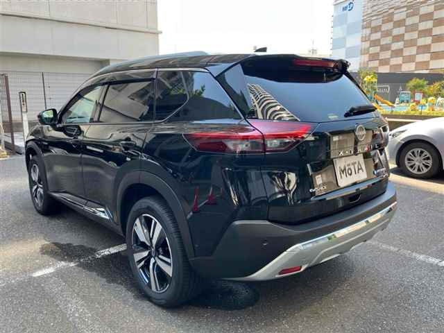NISSAN X-TRAIL 2025