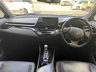 TOYOTA C-HR 2017